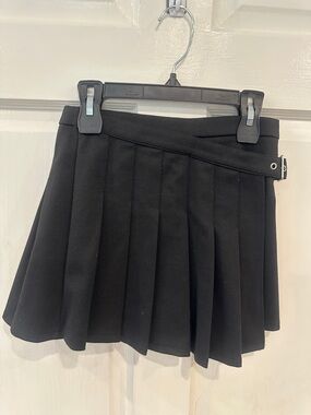 Zara Black Pleated Mini Skirt with Buckle Detail